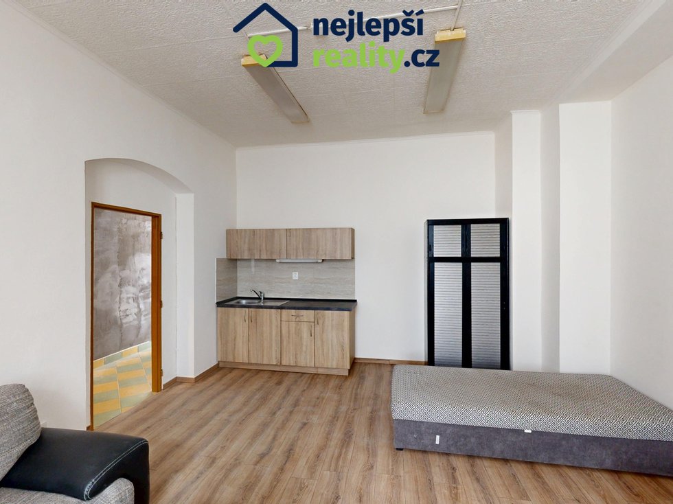 Pronájem bytu 1+kk, garsoniery 40 m², Louny