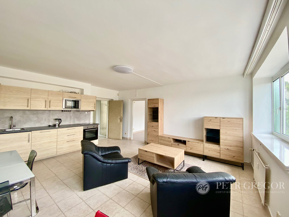Pronájem bytu 2+kk 65 m², Praha