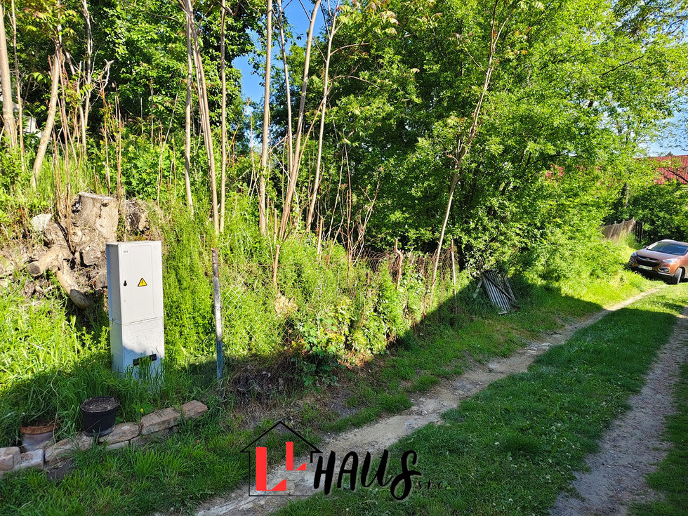 Prodej stavební parcely 786 m², Brumovice