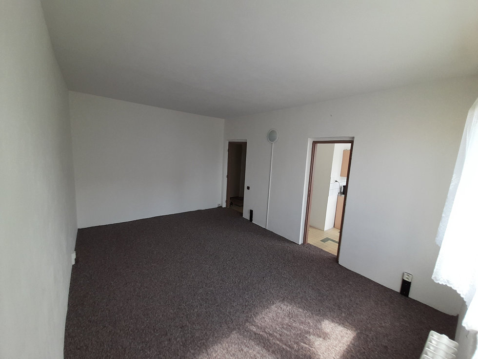 Pronájem bytu 1+1 45 m², Rotava