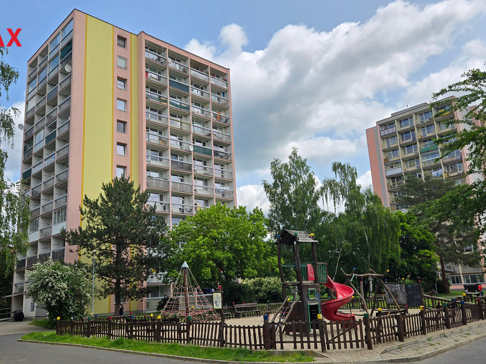 Prodej bytu 1+1 52 m², Děčín