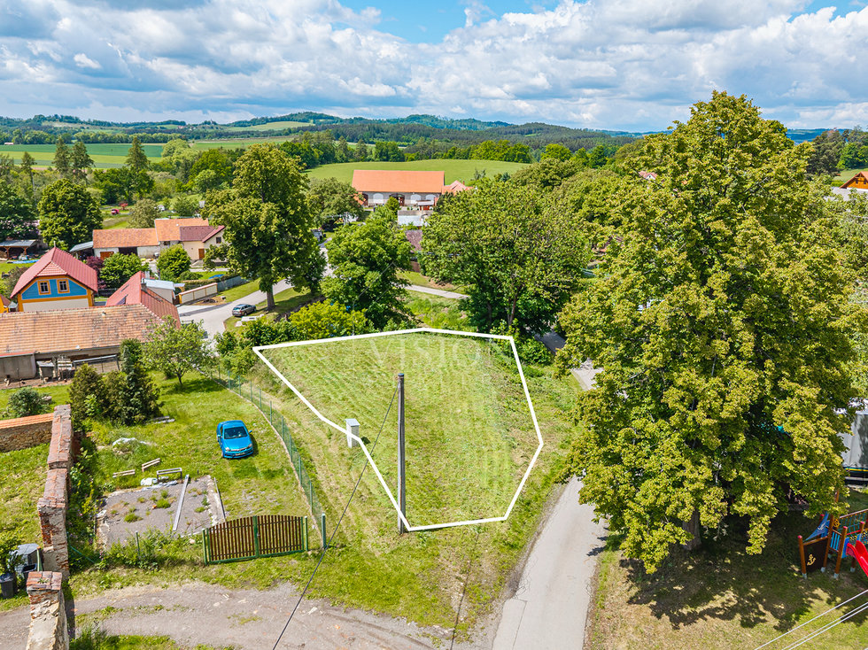 Prodej stavební parcely 613 m², Chotoviny