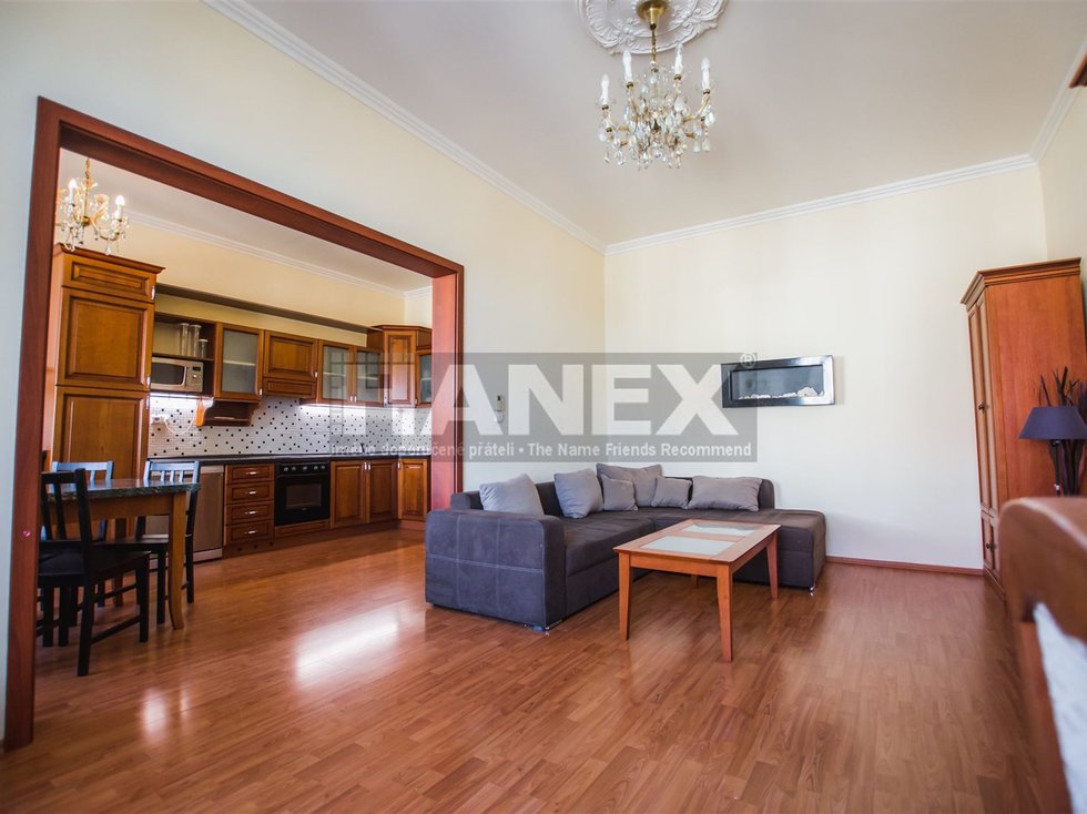 Pronájem bytu 3+1 90 m², Praha