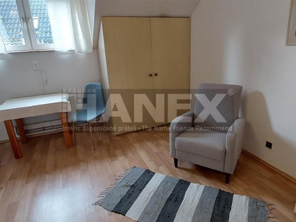 Pronájem bytu 1+kk, garsoniery 25 m², Praha