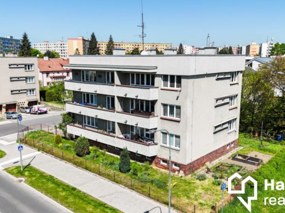 Cihlový byt 3+1 s garáží, Olomouc, ulice Zamykalova