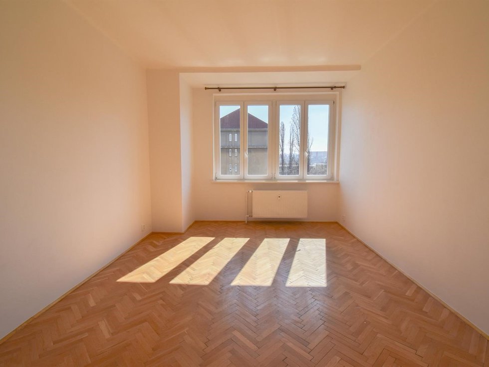 Prodej bytu 3+1 93 m², Praha