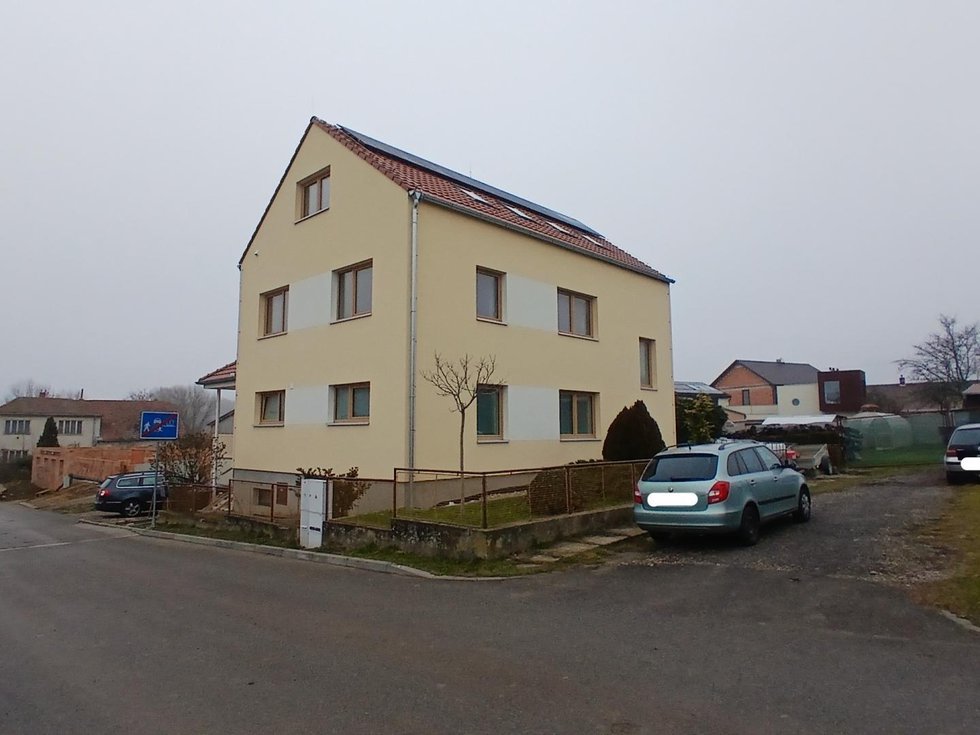 Prodej bytu 2+kk 56 m², Zakřany