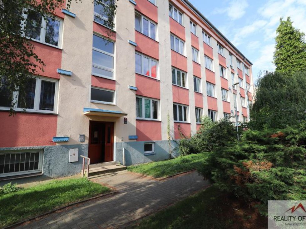 Pronájem bytu 2+1 56 m², Děčín