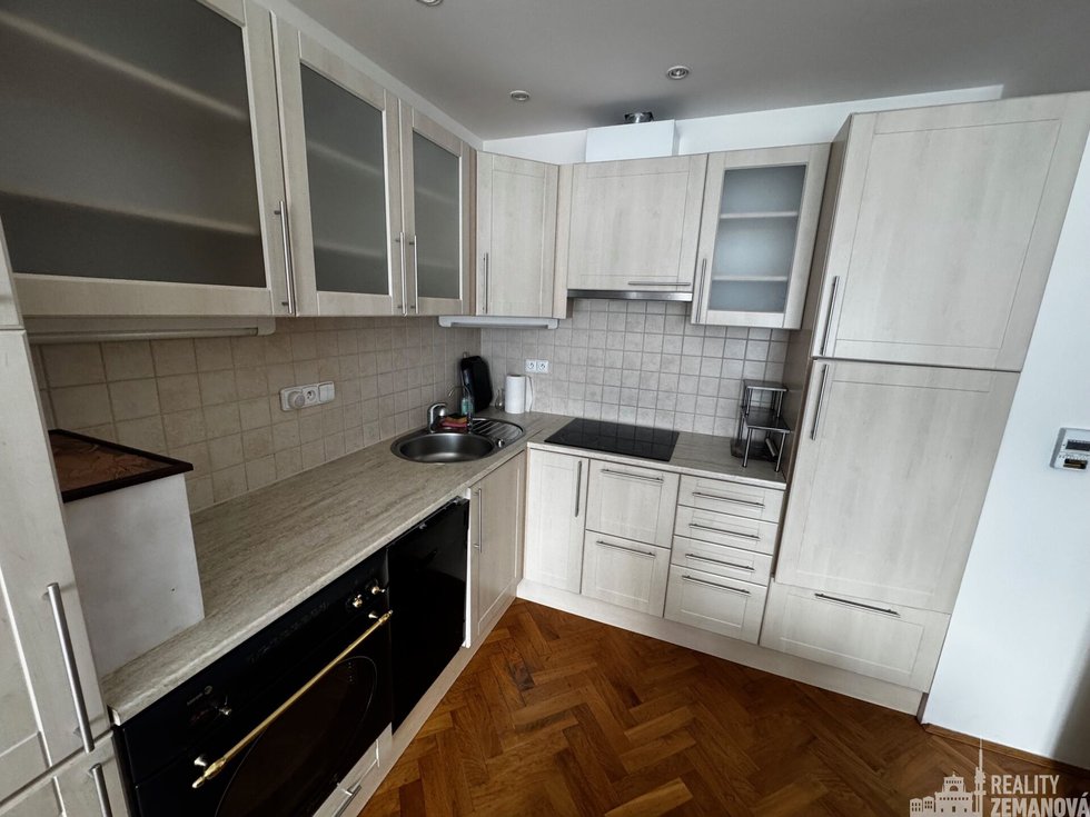Pronájem bytu 2+kk 43 m², Praha