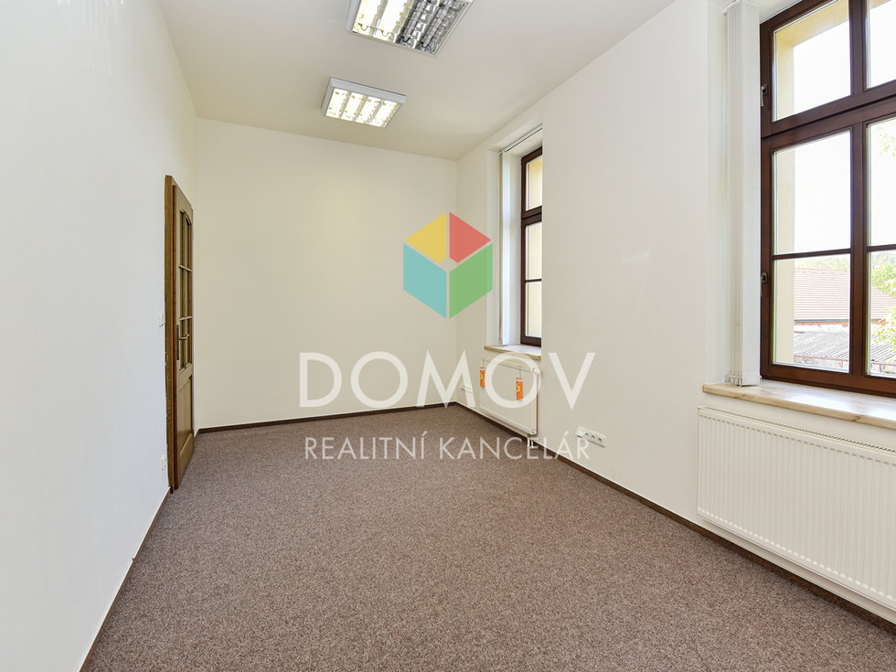 Pronájem kanceláře 24 m², Beroun