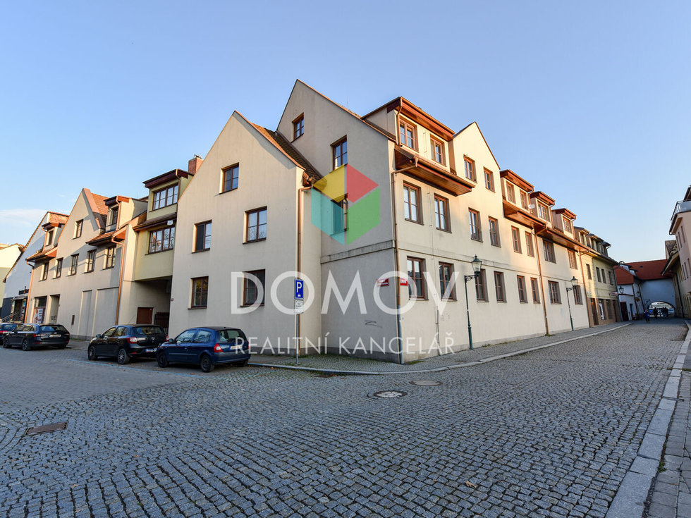 Pronájem bytu 1+kk, garsoniery 46 m², Beroun