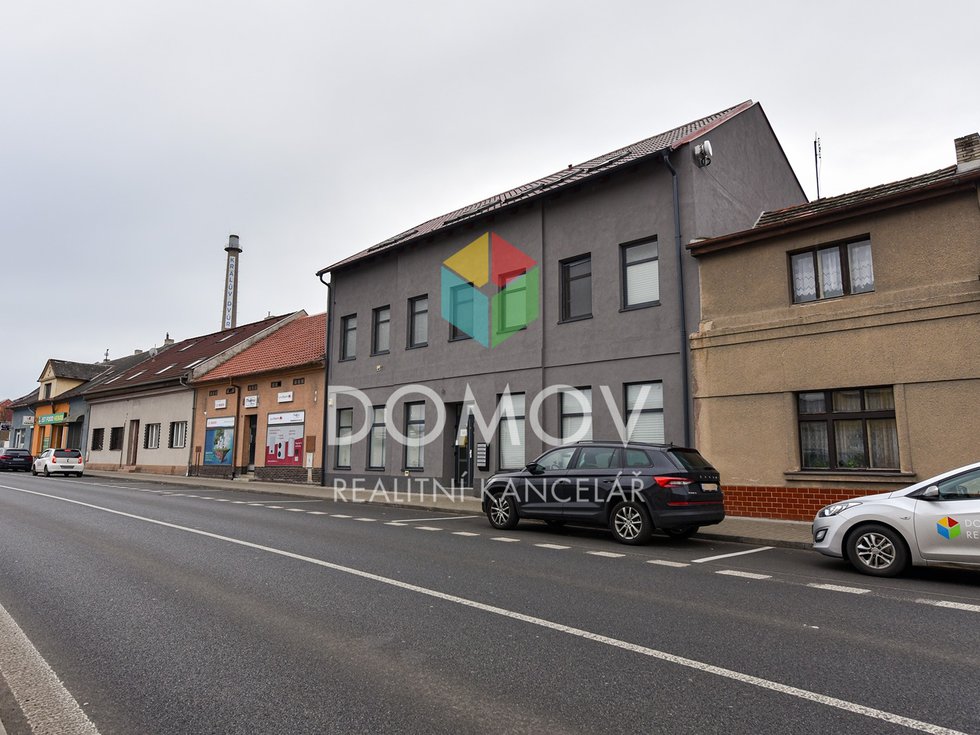 Prodej obchodu 520 m², Králův Dvůr