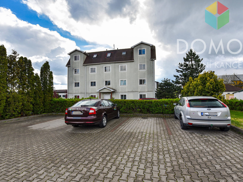 Pronájem bytu 3+kk 62 m², Králův Dvůr
