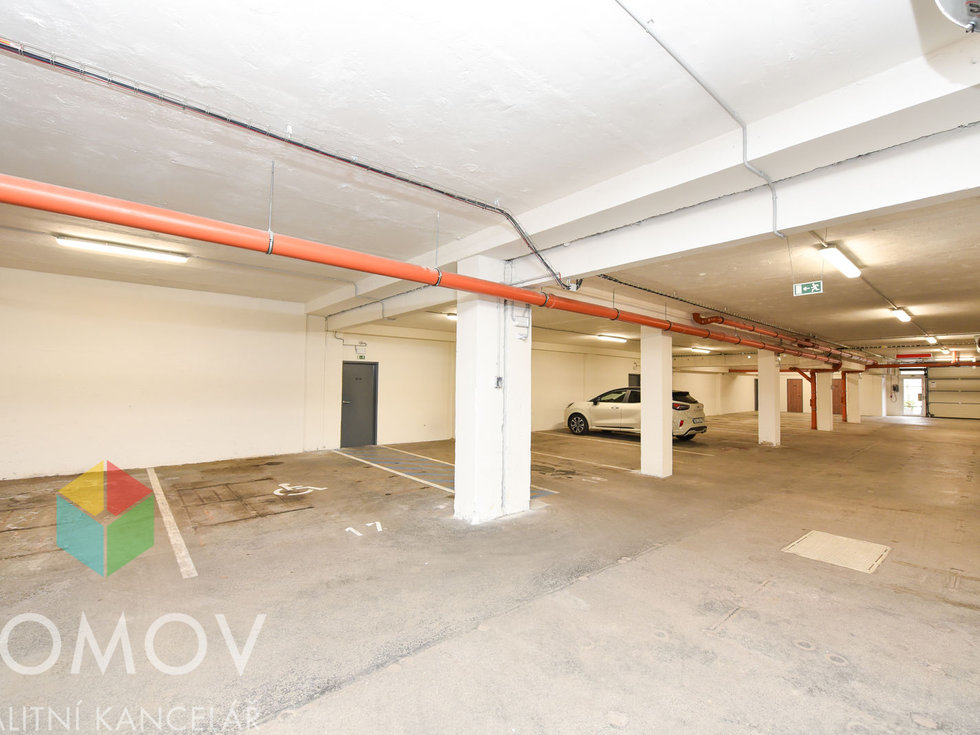 Pronájem parkovacího místa 15 m², Beroun