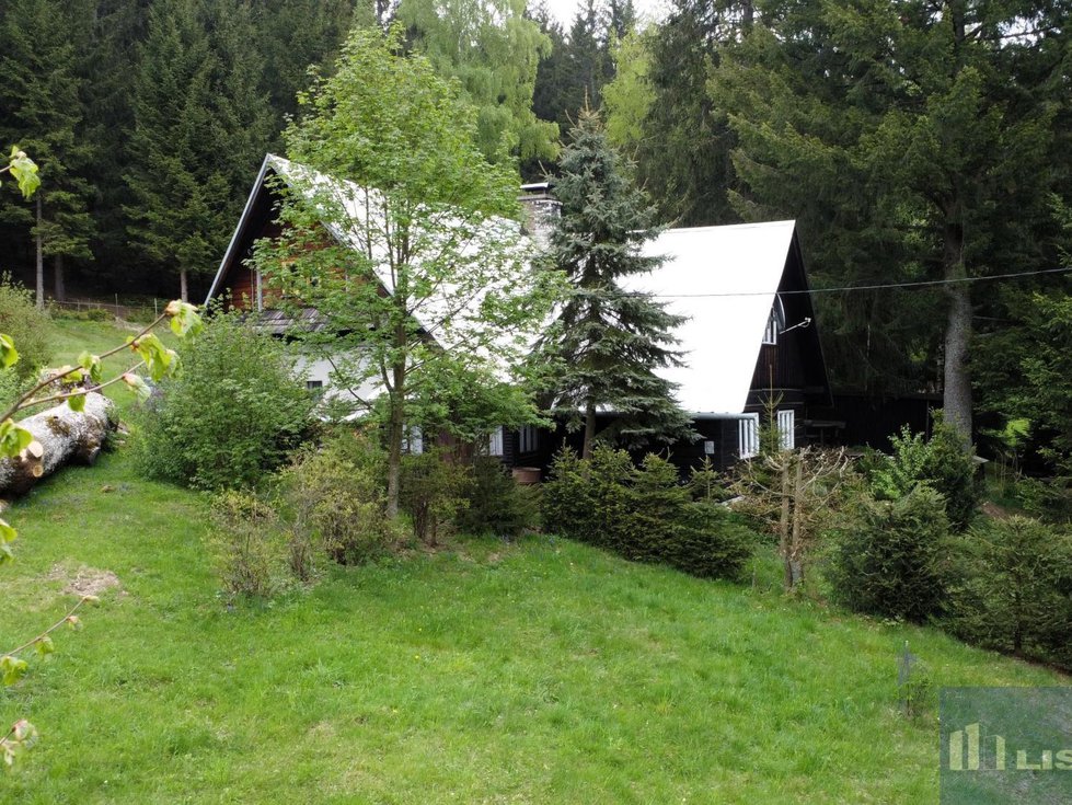 Prodej chalupy 190 m², Krásná