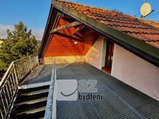 800x800wm1-d46e0-rd-s-fotovoltaikou-zahradou-a-kry