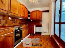 800x800wm1-85a2d-rd-s-fotovoltaikou-zahradou-a-kry