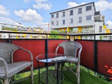 Pronájem bytu 2+kk Harfa Praha 9 - balkon