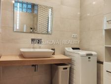 Koupelna, pronájem bytu 2+1, Komenského, České Budějovice