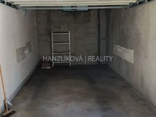 Pronájem samostatné garáže, Pasovská ulice