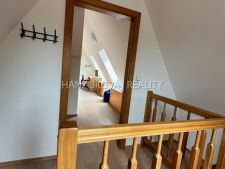 Pronájem  mezonetového bytu 3+kk s terasou a balkonem ve vile v Havlíčkově kolonii