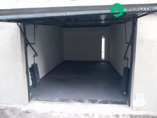 Rekonstruovaná garáž Slezská Ostrava, 21 m2