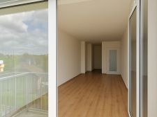 Byt C?eskobrodska? 2kk balkon a pokoj.jpg