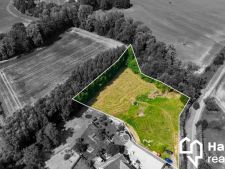 Stavební pozemek 6794 m² – Haukovice u Uničov