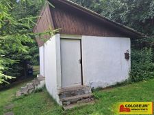 1/5 podílu na pozemku a umývárna s WC - Lančov - p