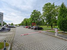 B9CBC7B8-0124-4D78-A80E-B60604755EDC_1_105_c