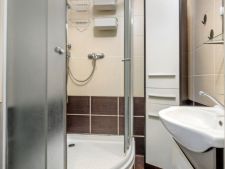 +420 721 415 122  lucie.krechterova@re-max.cz