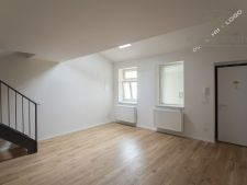 KULÍČEK Reality - Prodej bytu - Obývací pokoj