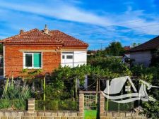 Prodej rodinnho domu, 540m<sup>2</sup>, v Bulharsku, 43.000,- Euro