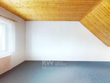 Bedroom-Defurnished