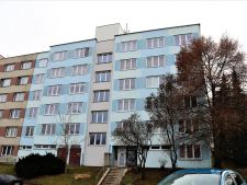 Prodej bytu 2+1, 58m<sup>2</sup>, Český Krumlov - Plešivec, Sídliště Plešivec 370, 3.100.000,- Kč
