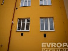 Prodej bytu 1+1, 36m<sup>2</sup>, Dvr Krlov nad Labem, Kotkova, 1.999.990,- K