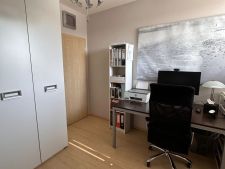 1750619344-eadfvjrnki-img-9848