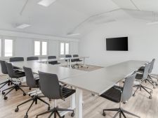 Regus Riva Gulli 5740 Trieste Italy Large Meeting 