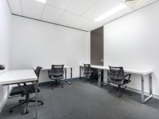 Generic Large Office_03
