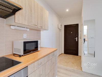Pronájem bytu 1+1 32 m² Praha