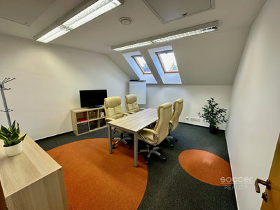 Pronájem kanceláře 110 m² Praha