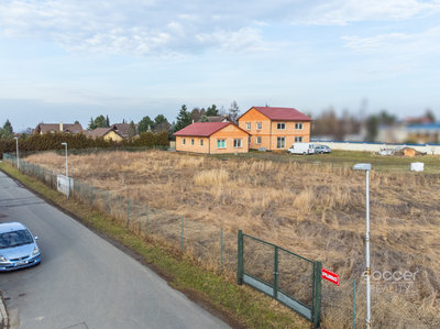 Prodej stavební parcely 2582 m² Jesenice