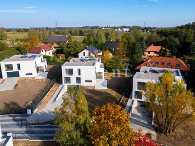 Prodej rodinného domu 400 m² Velké Popovice