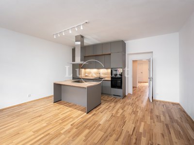 Pronájem bytu 2+kk 68 m² Praha