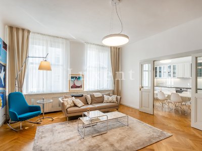Pronájem bytu 3+1 142 m² Praha