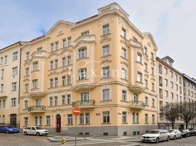 Pronájem bytu 2+kk 42 m² Praha