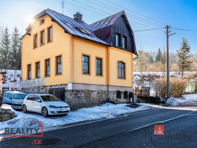 Prodej rodinného domu, 182m²