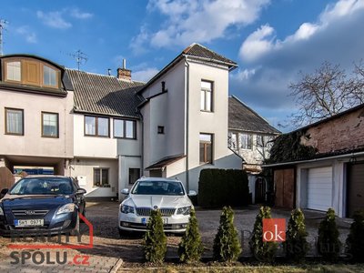 Pronájem bytu 3+1 91 m² Hradec Králové