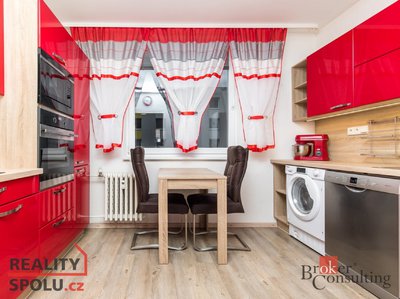 Pronájem bytu 3+1 75 m² Pardubice