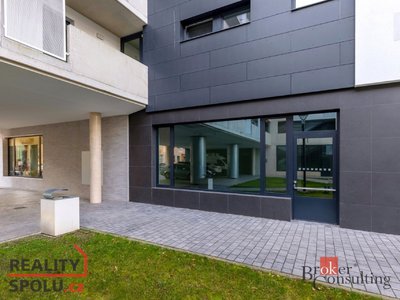 Pronájem obchodu 63 m² Pardubice